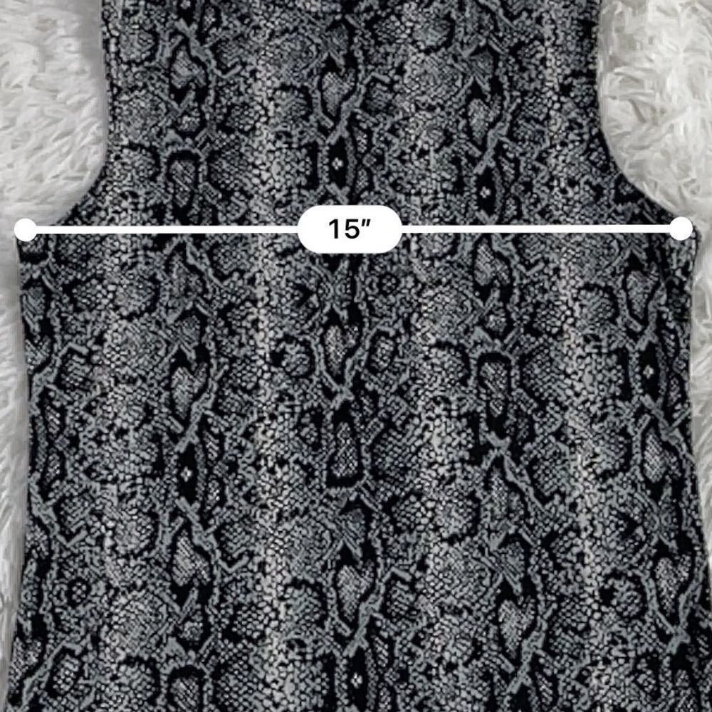 Women’s Olivia Rae Black & White Sleeveless Classy Shirt (M) AS13 - Picture 7 of 9